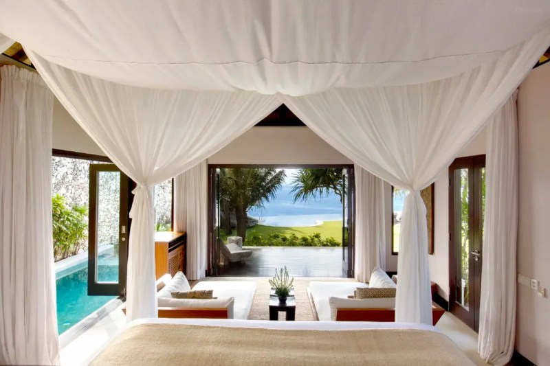 The Ungasan Clifftop Resort Bali with unforgettable ocean views from luxurious villas and exclusive beach club