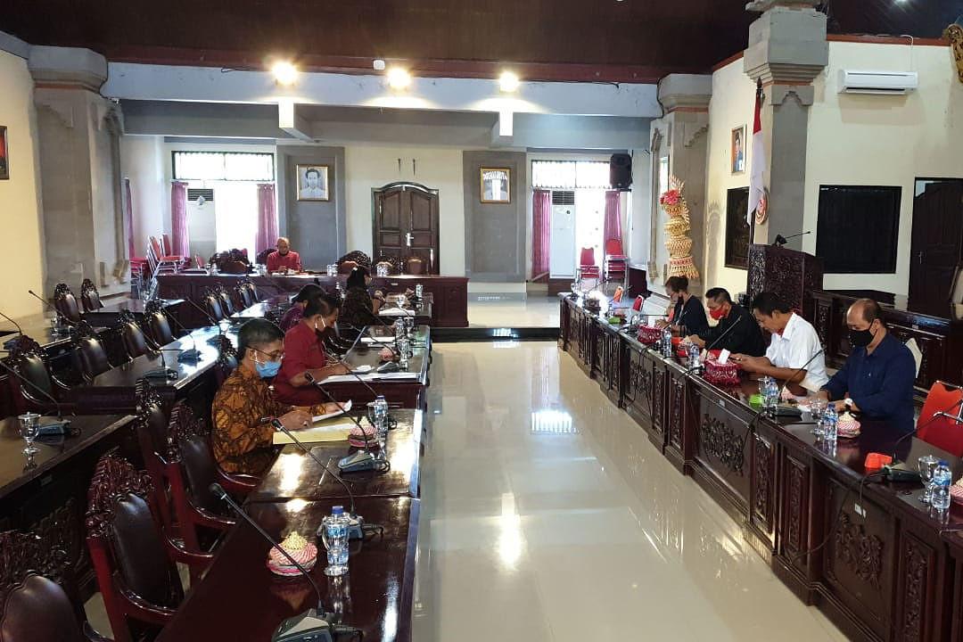 Hotel terapung, restoran terapung dan landas pacu sea. Permohonan Bantuan Stimulus Usaha Melebihi Kuota Balipost Com