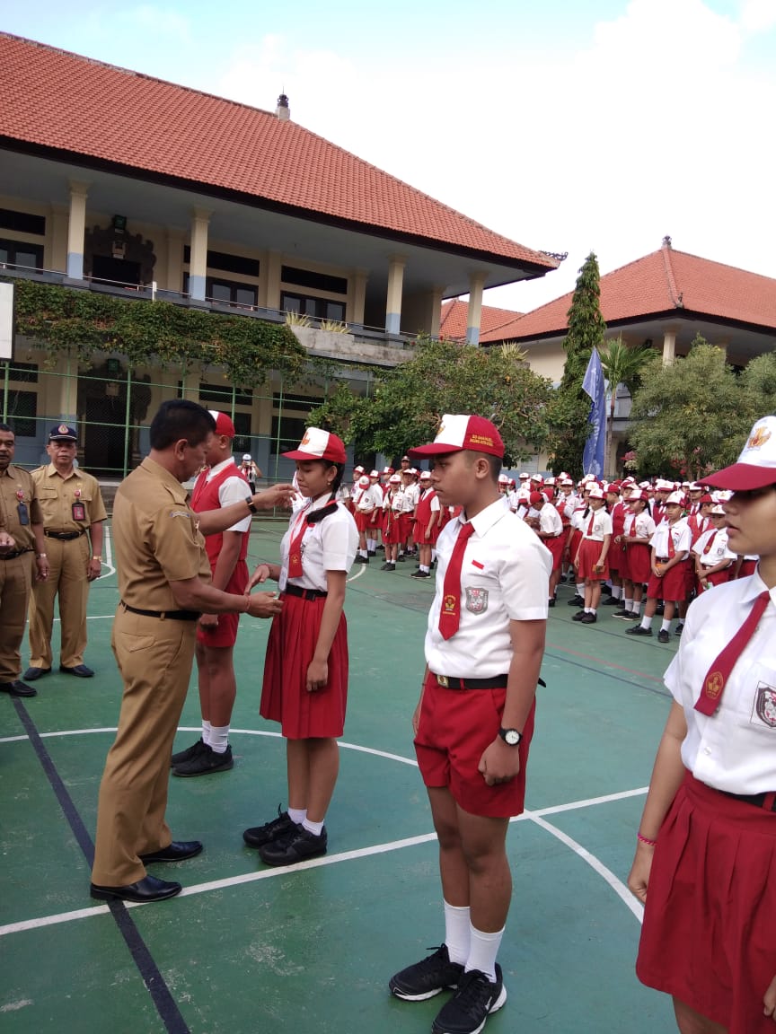 Mars Dwikura Smp Negeri 2 Kuta Utara 