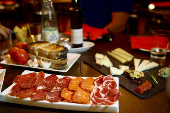These tours include both short and long journeys that you can work into vacations to incredible destinations in the usa. Wanderbeak Calling All Of Barcelona S Foodies Barcelona Connect