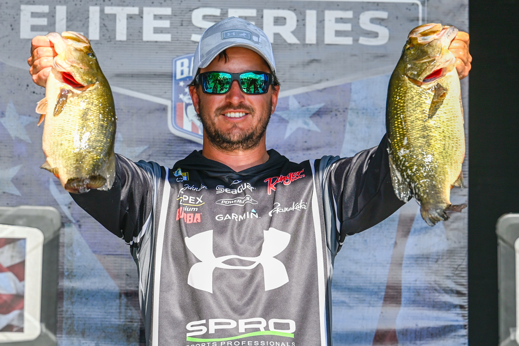 Chris Johnston's Epic Comeback: Leading Lake Champlain Bassmaster Elite 2026 (2026)