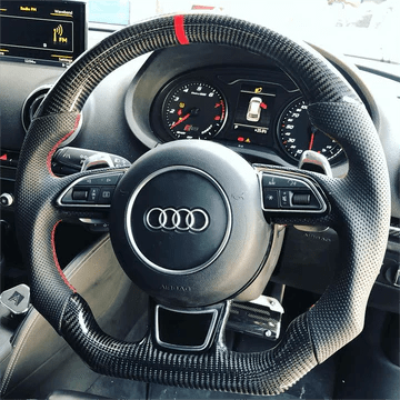 Audi A3, A4, A5, A6, RS3, RS4のステアリングホイール Audi A3, A4, A5, A6, RS3, RS4のステアリングホイール Audi A3