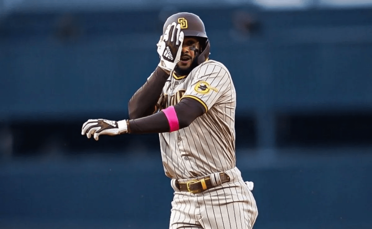 Tatis Jr. hizo historia con sus jonrones en L.A.