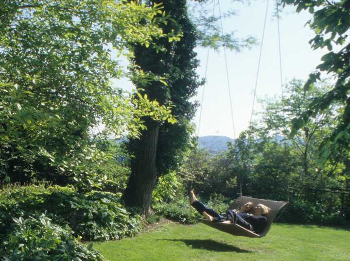 Gestell Jakarta Stahl Ral Schwebeliege At