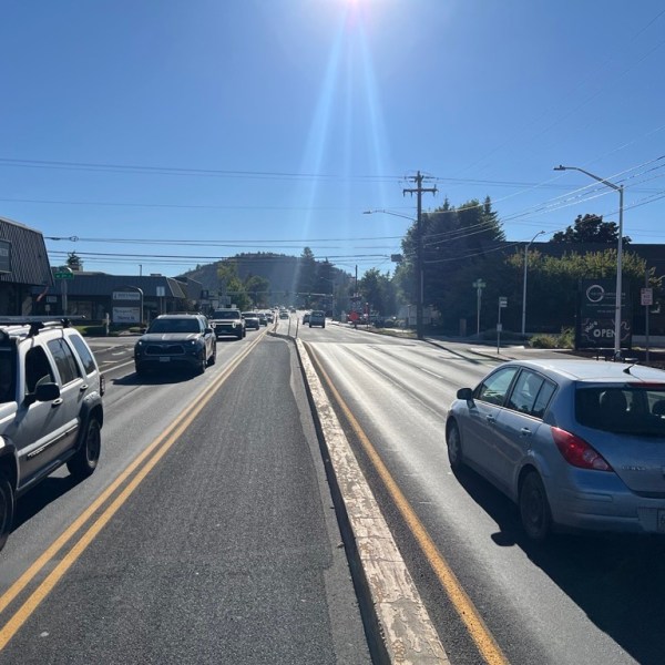 Bend to Remove Median on Greenwood Avenue; Controversial ‘Road Diet’ Remains