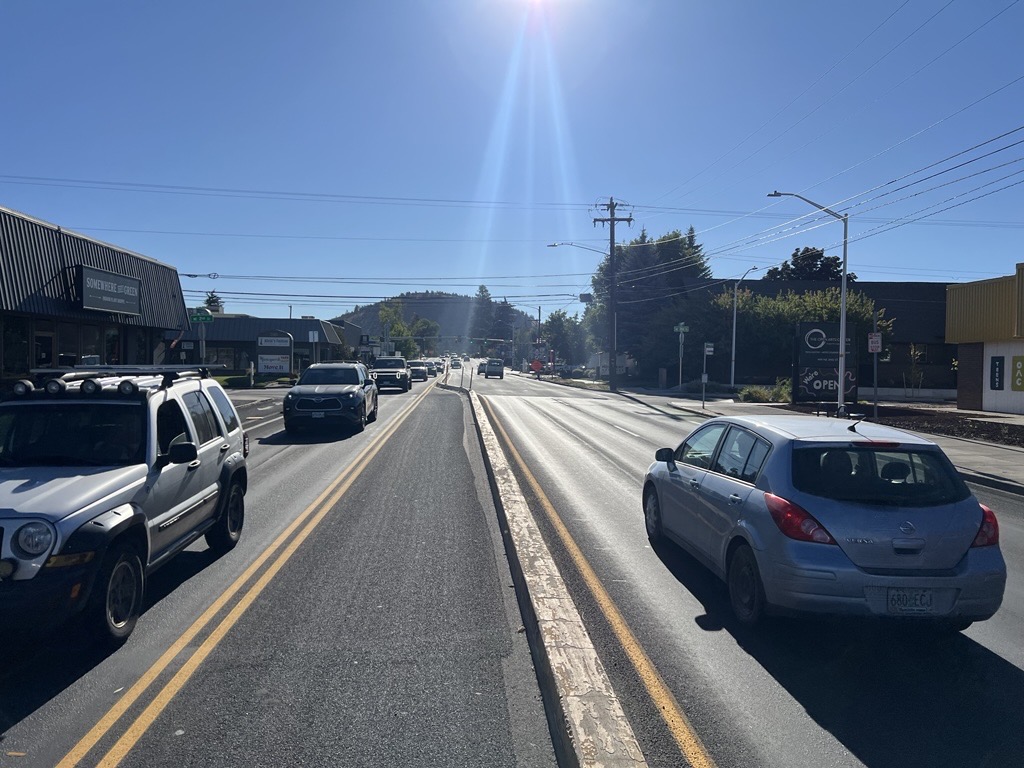 Bend to Remove Median on Greenwood Avenue; Controversial ‘Road Diet’ Remains