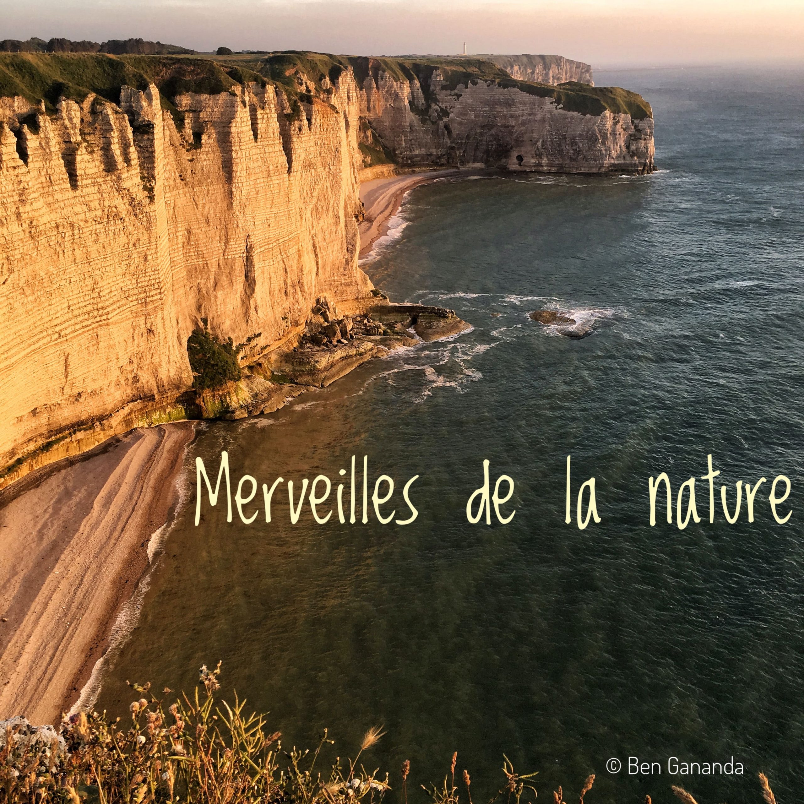 Falaises d'Étretat au coucher de soleil