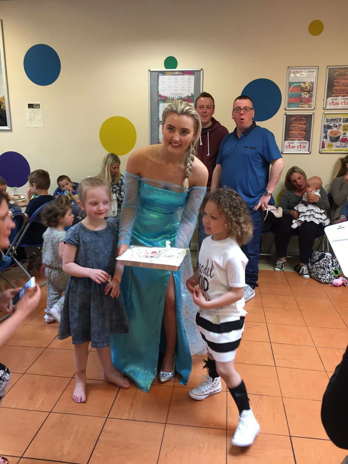Princess Elsa entertaining children at Princess Party