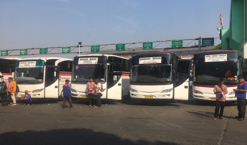 Hari Terakhir PPKM Level 4, Penumpang Naik Bus Primajasa Masih Wajib Bawa  Surat-surat