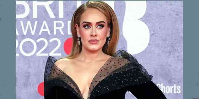 ADELE KİMDİR
