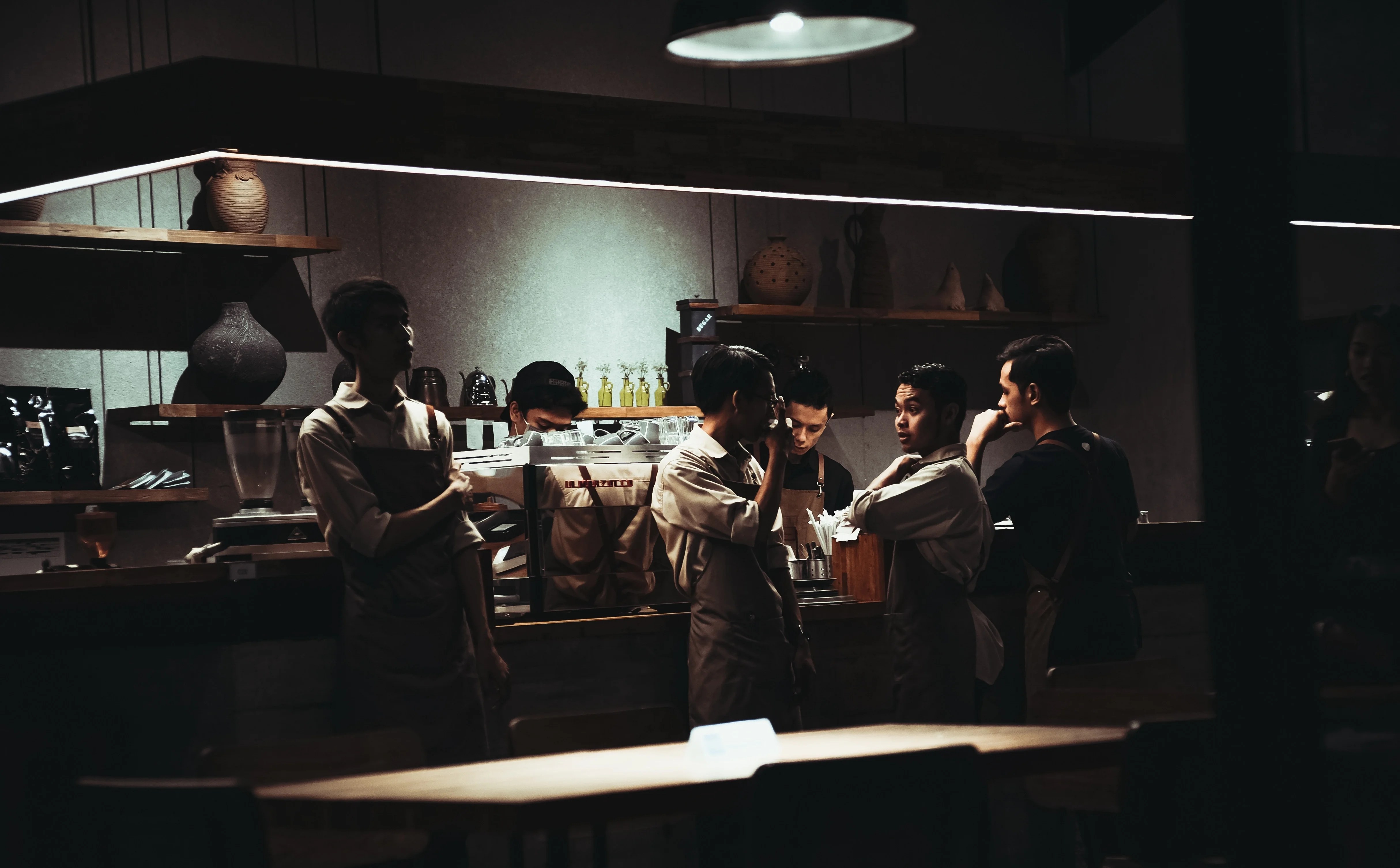 Interview Crew - Best Minimal Illustrations in Full HD