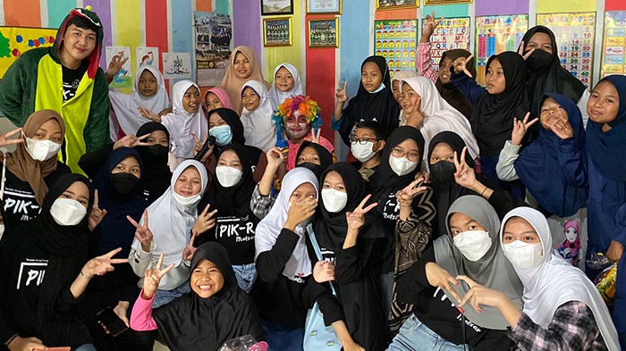HARI ANAK SEDUNIA