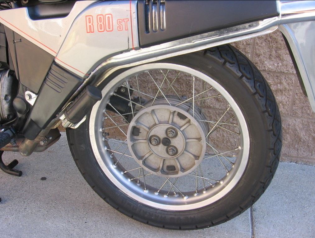 1983 BMW R80ST | Bike-urious