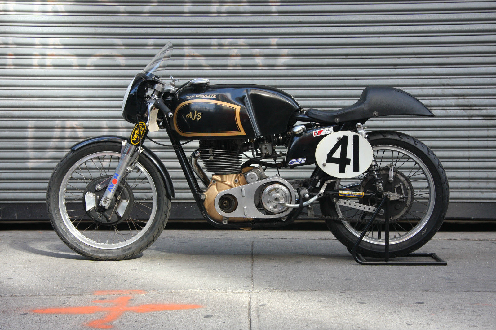 Team Obsolete Boy Racer – 1956 AJS 7R | Bike-urious