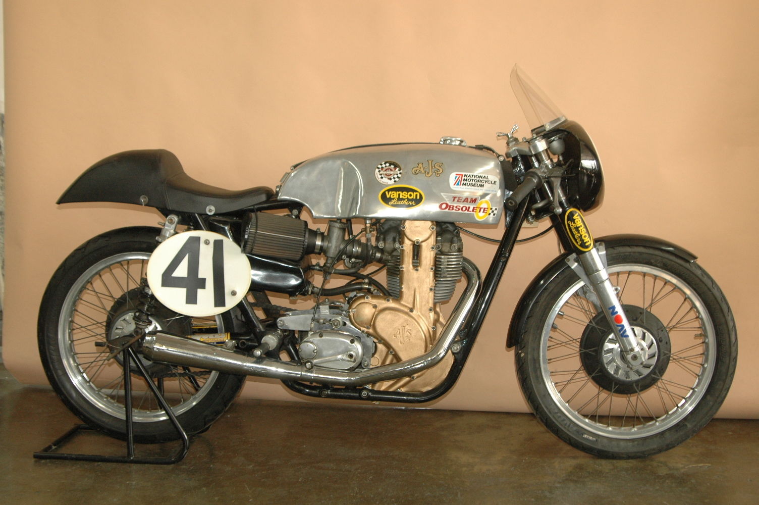 Team Obsolete Boy Racer – 1956 AJS 7R | Bike-urious