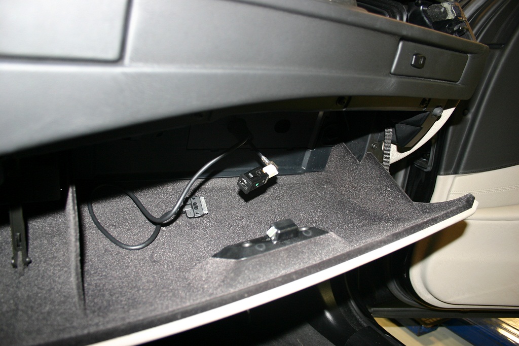 Bmw x6 2009 usb port
