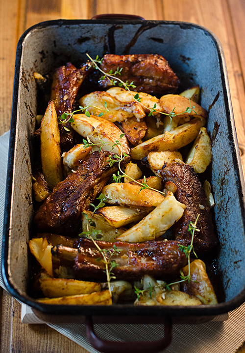 Sep 03, 2017 · when potatoes have cooked 15 minutes add pork chops to the pan. Oven Baked Aromatic Pork Ribs With Potatoes Bite It Quick