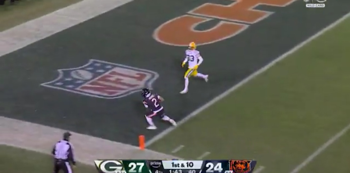 Caleb Williams' Unbelievable TD Pass to DJ Moore! | Bears vs. [Opponent] NFL Highlights (2026)