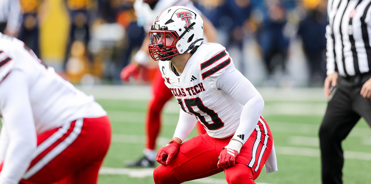 Chicago Bears Draft Strategy: Defense First, Heisman Finalist Next? (2026)