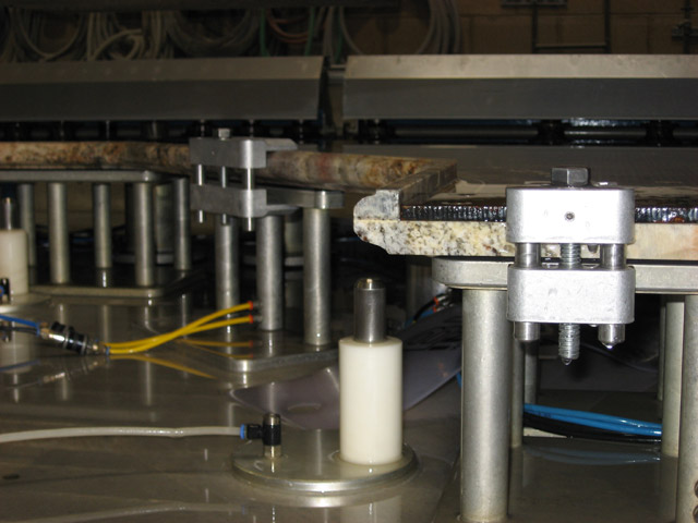 BLICK Large Edge Clamp | CNC Vacuum Workholding Solutions