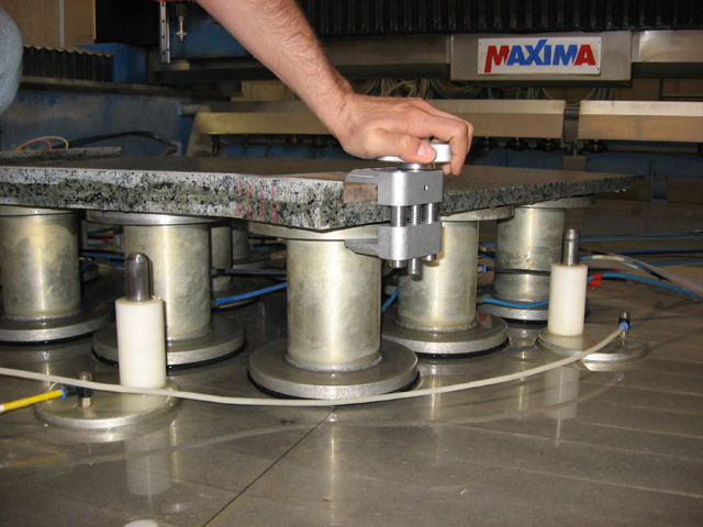 BLICK Large Edge Clamp | CNC Vacuum Workholding Solutions