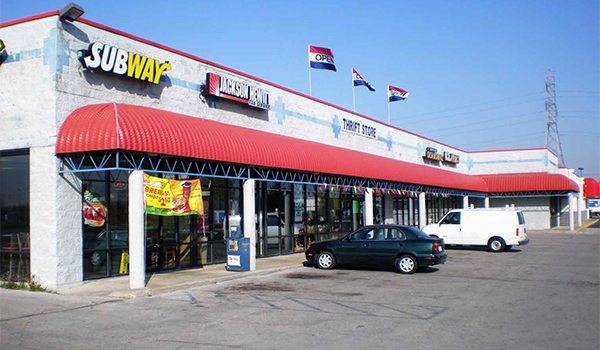 Shopping center sold