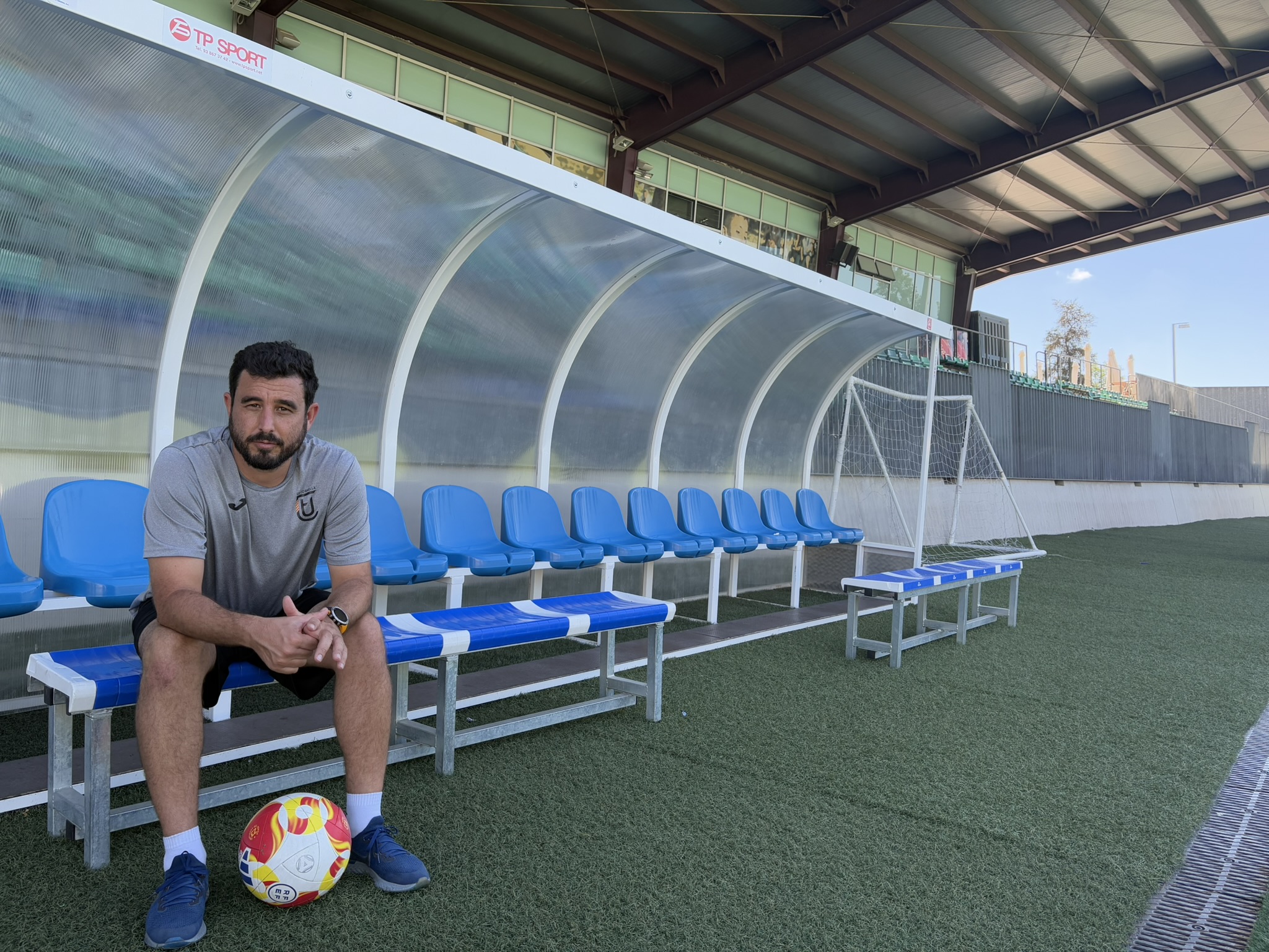 Entrevista entrenador UE Cornellà – Ignasi Senabre: «Recuperar esa esencia de que sufran cuando jueguen contra la UE Cornellà»