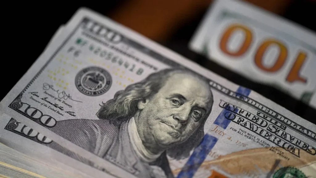 Dolar Fed kararı öncesi yükselişte 2 dolar