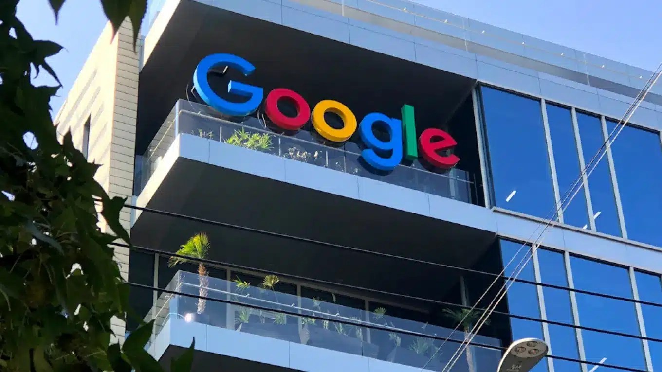 Google yapay zekâ yatırımlarıyla reklam gelirini artırdı Borsatek