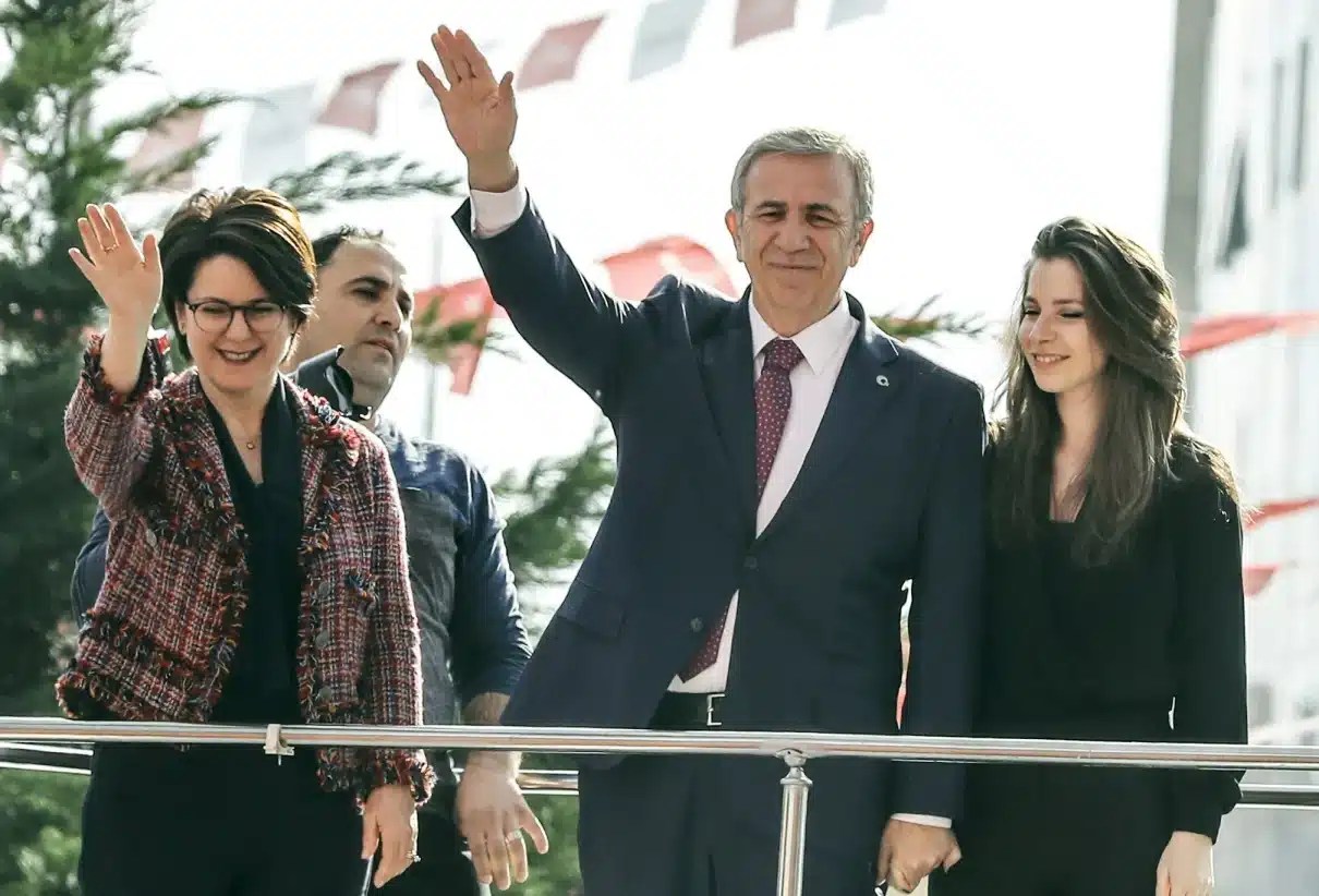 BİST 100 siyasi gerilimlerin etkisinde kayıpla kapandı 2 Borsatek