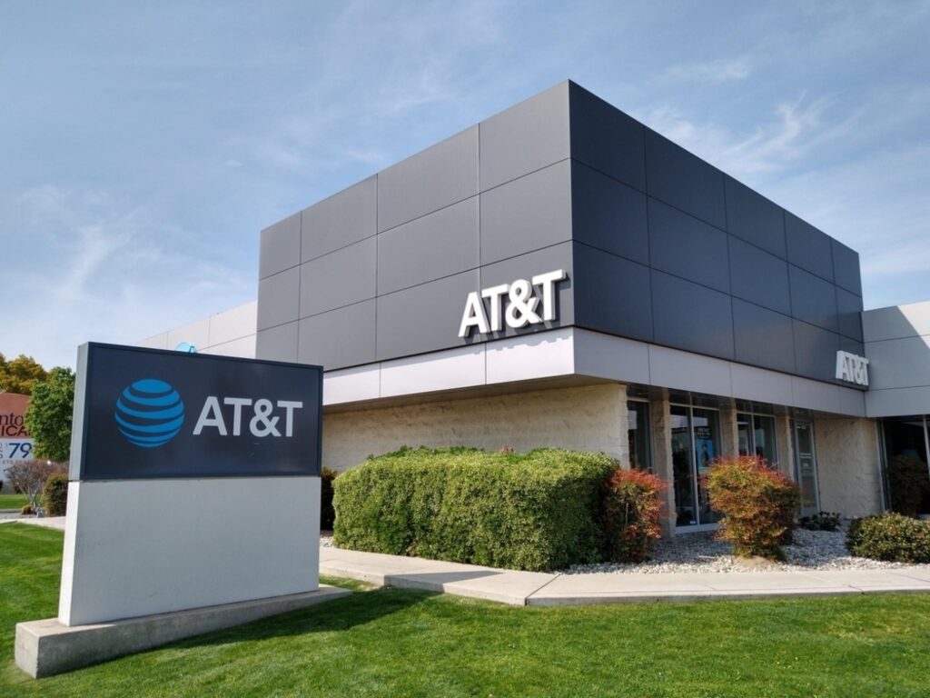 AT&T ikinci รงeyrek karฤฑ beklentileri aลtฤฑ, gelir tahminlerin altฤฑnda kaldฤฑ Borsatek