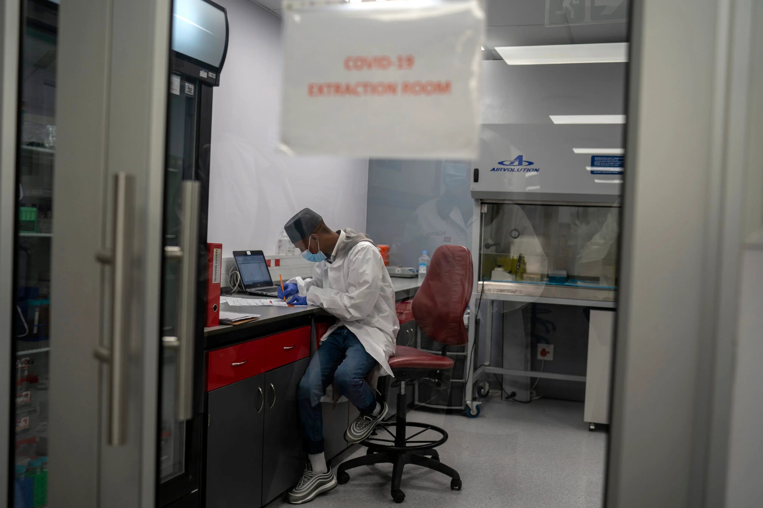 Dutch health authorities announced on tuesday that they found the new omicron variant of the coronavirus in cases dating back as long as 11 . Ryqezcn6grxiam
