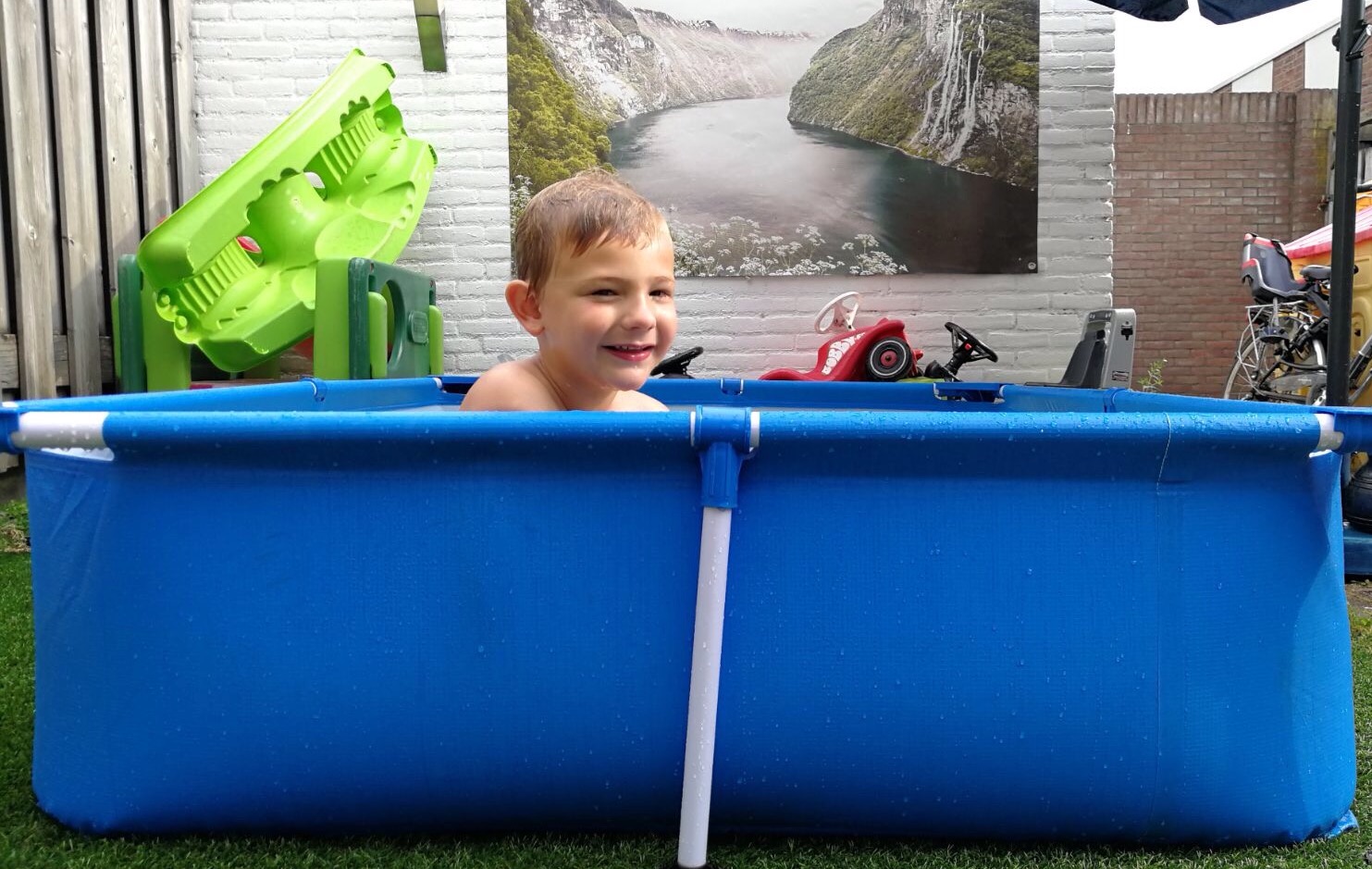 Painted by me maakt originele en unieke cadeaus voor hem en haar; Piemel, poep en plas fase en jongens | Alles over jongens