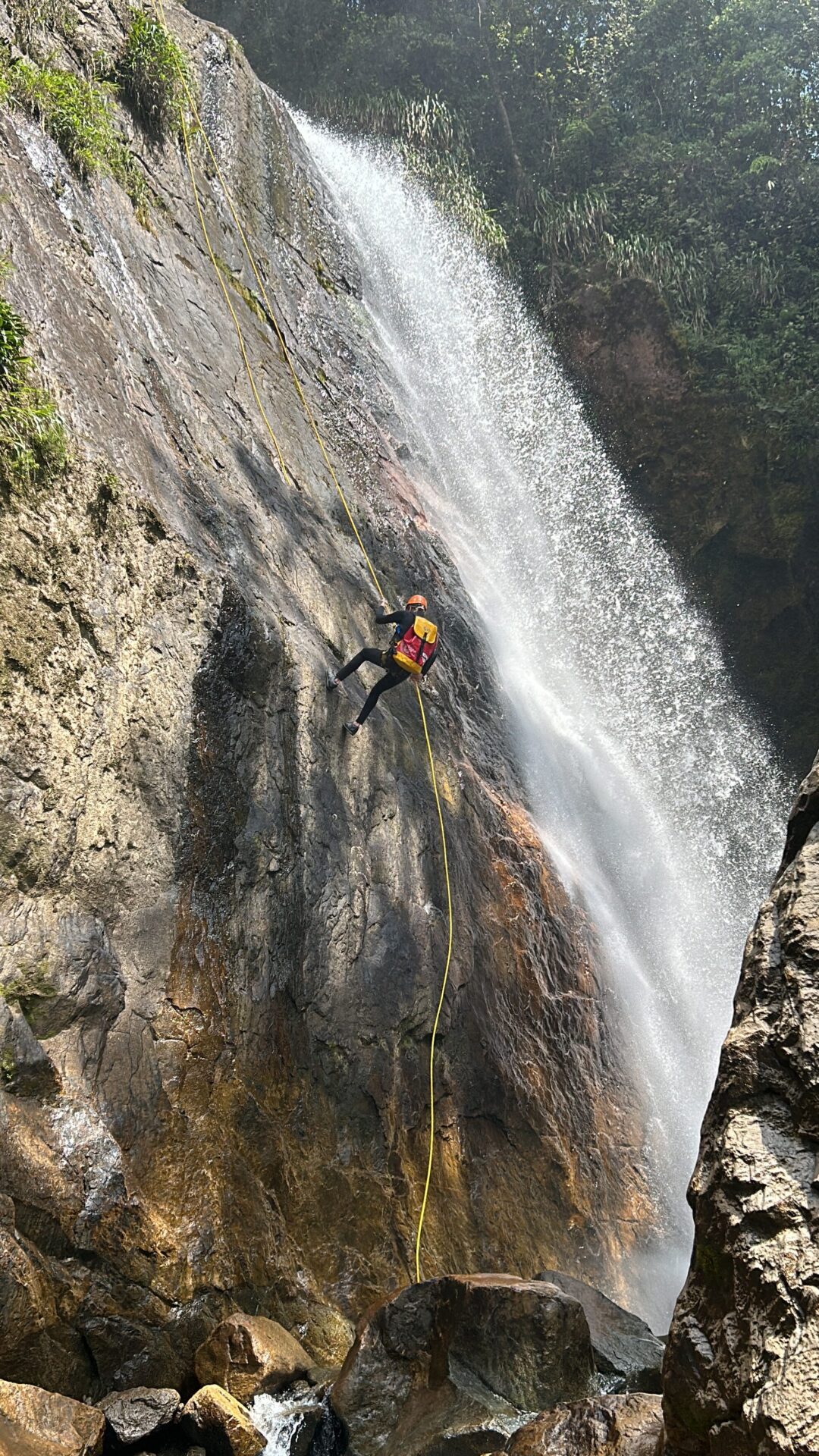 Read more about the article Canyoning La Chorrera –  Inferior in Colombia