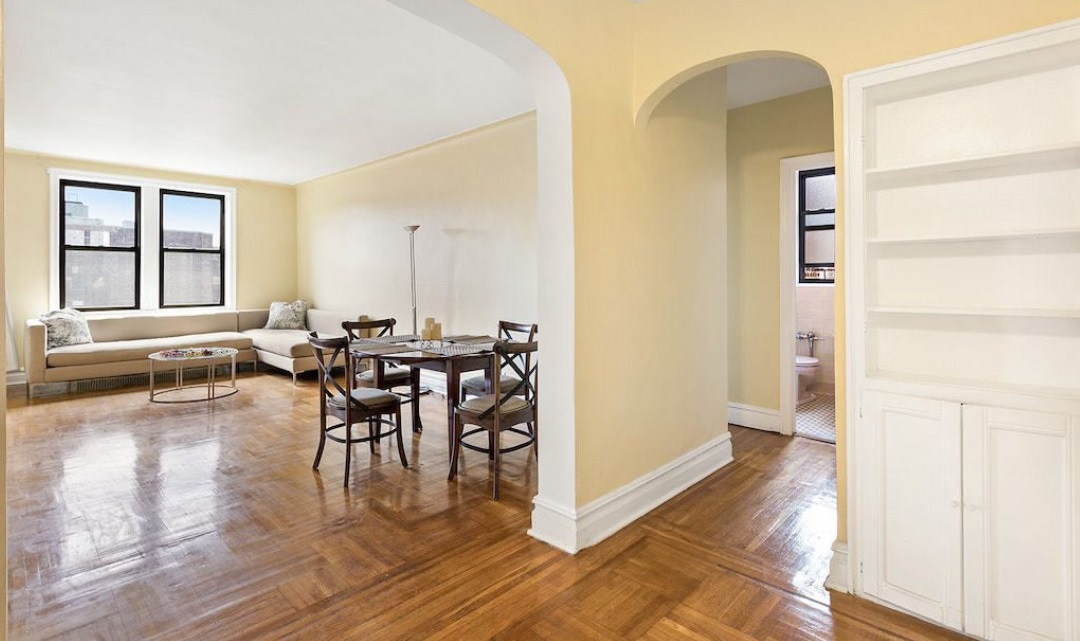 Square Off The Archways Replace The Parquet And Other Updates For A Dated Prospect Park South Prewar
