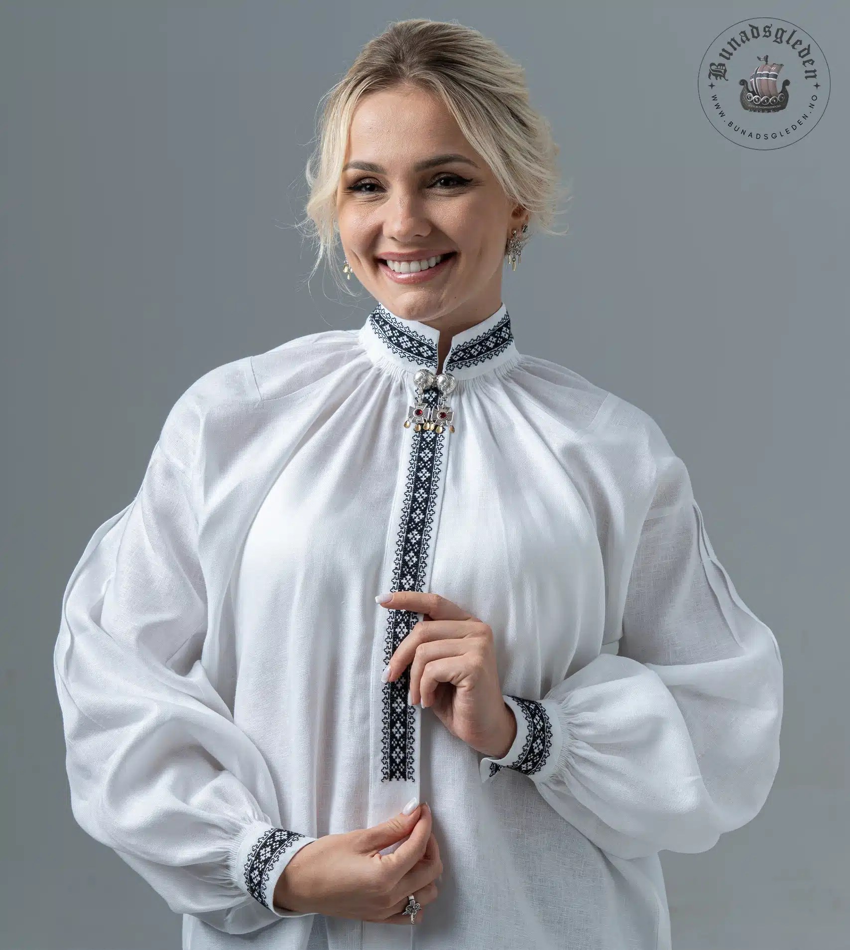 Sognebunad skjorte dame