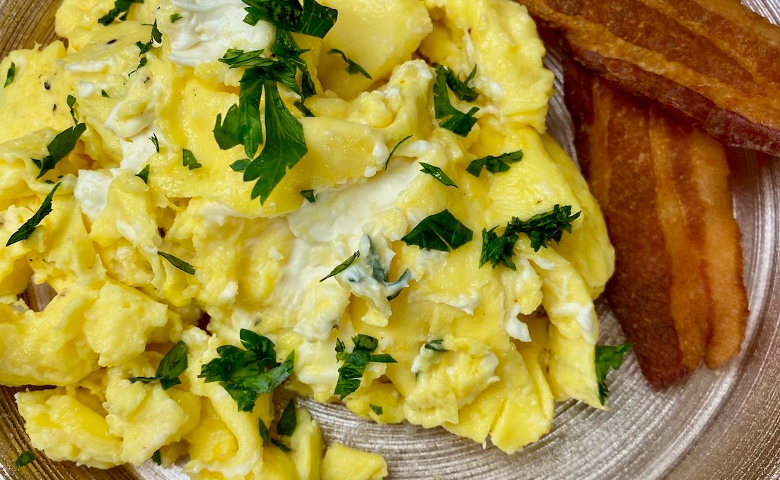 Cream Cheese Scrambled Eggs Bytes Bits 'n Booze