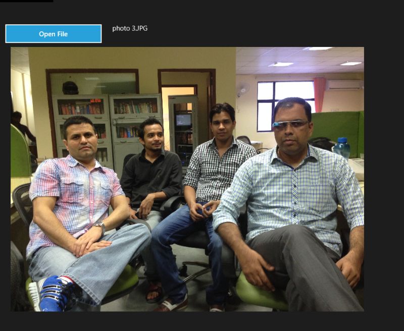 Open File Using Fileopenpicker In Windows Store App - Ultra HD Geometric Background - Retina