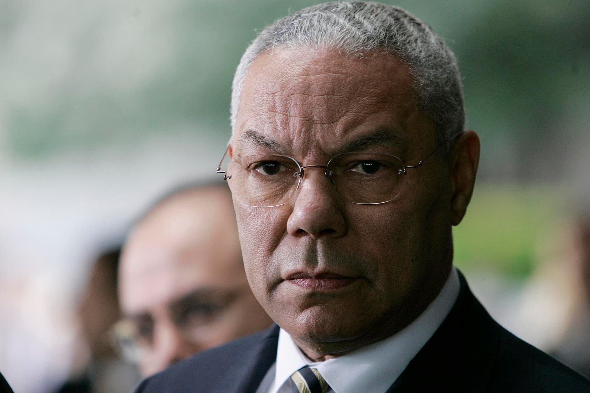 Xoghayihii Arrimaha Dibedda Mareykanka Jeneral Collin Powell oo geeriyooday