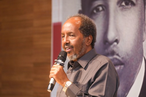 Muxuu madaxweyne Xasan ka shaaciyey kulankii xalay lagu qabtay Muqdisho?