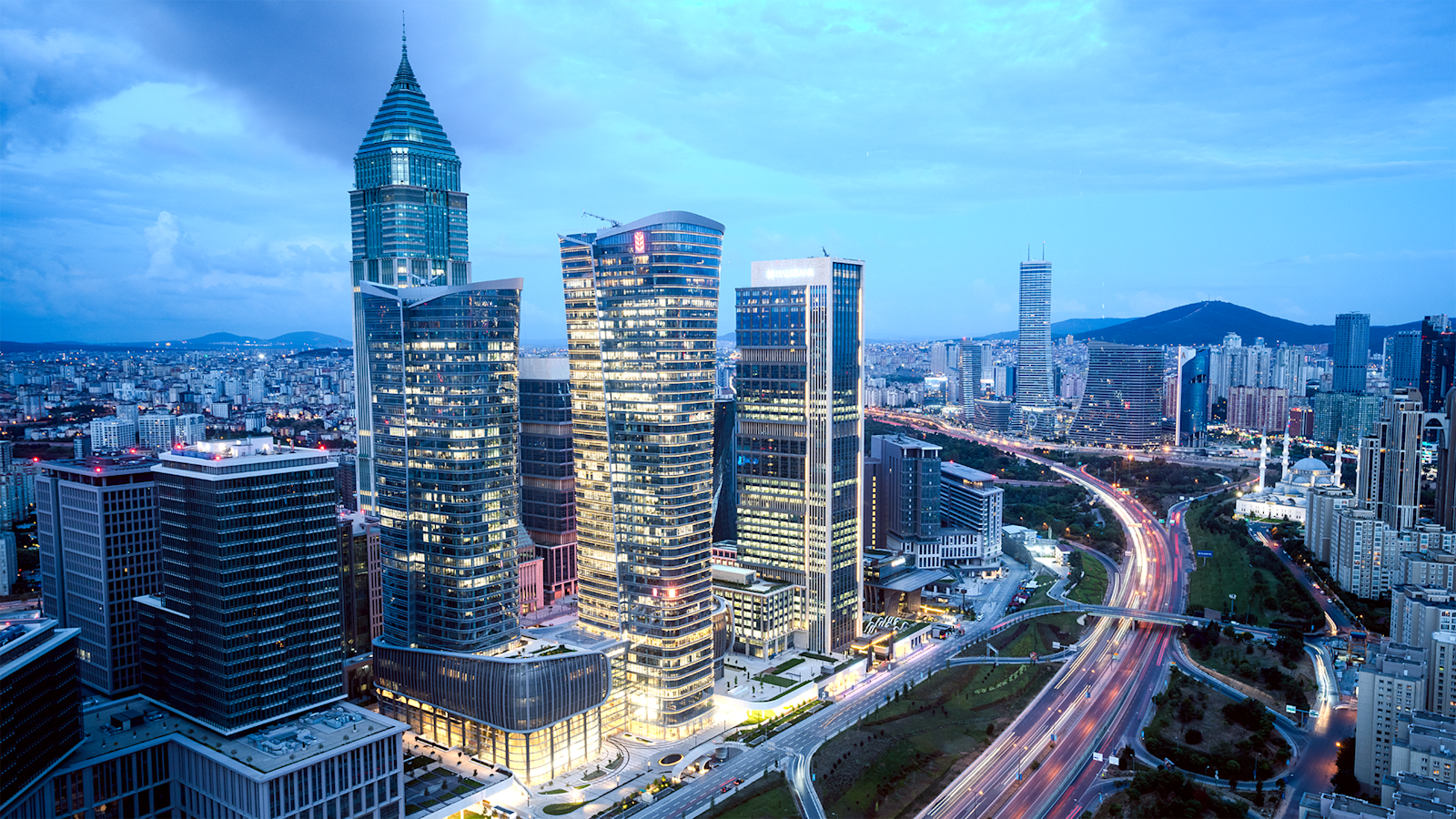 Dare forma allo skyline di Istanbul: Le torri Ziraat e il potere degli strumenti digitali