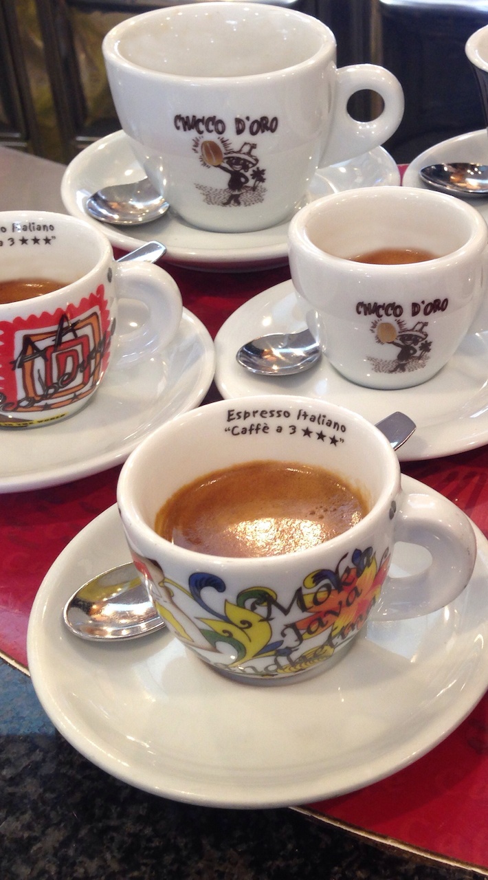 Torrefazione | Torrefazione Caffè Chicco D'Oro - Tazzine