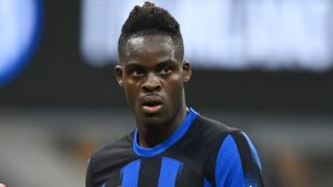 Calciomercato Inter, Real Madrid PRONTO A SOFFIARE Bisseck? Ecco le ULTIME NOTIZIE