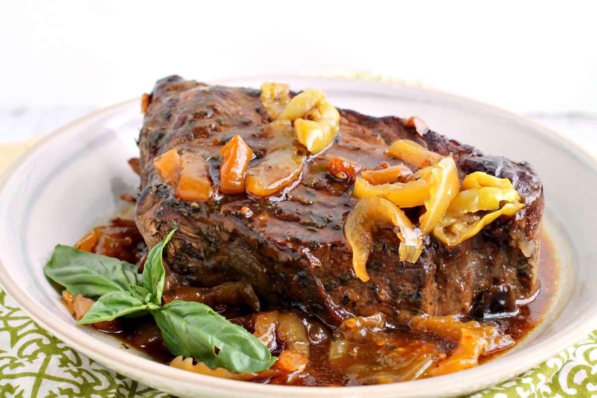 Slow cooker beef roast