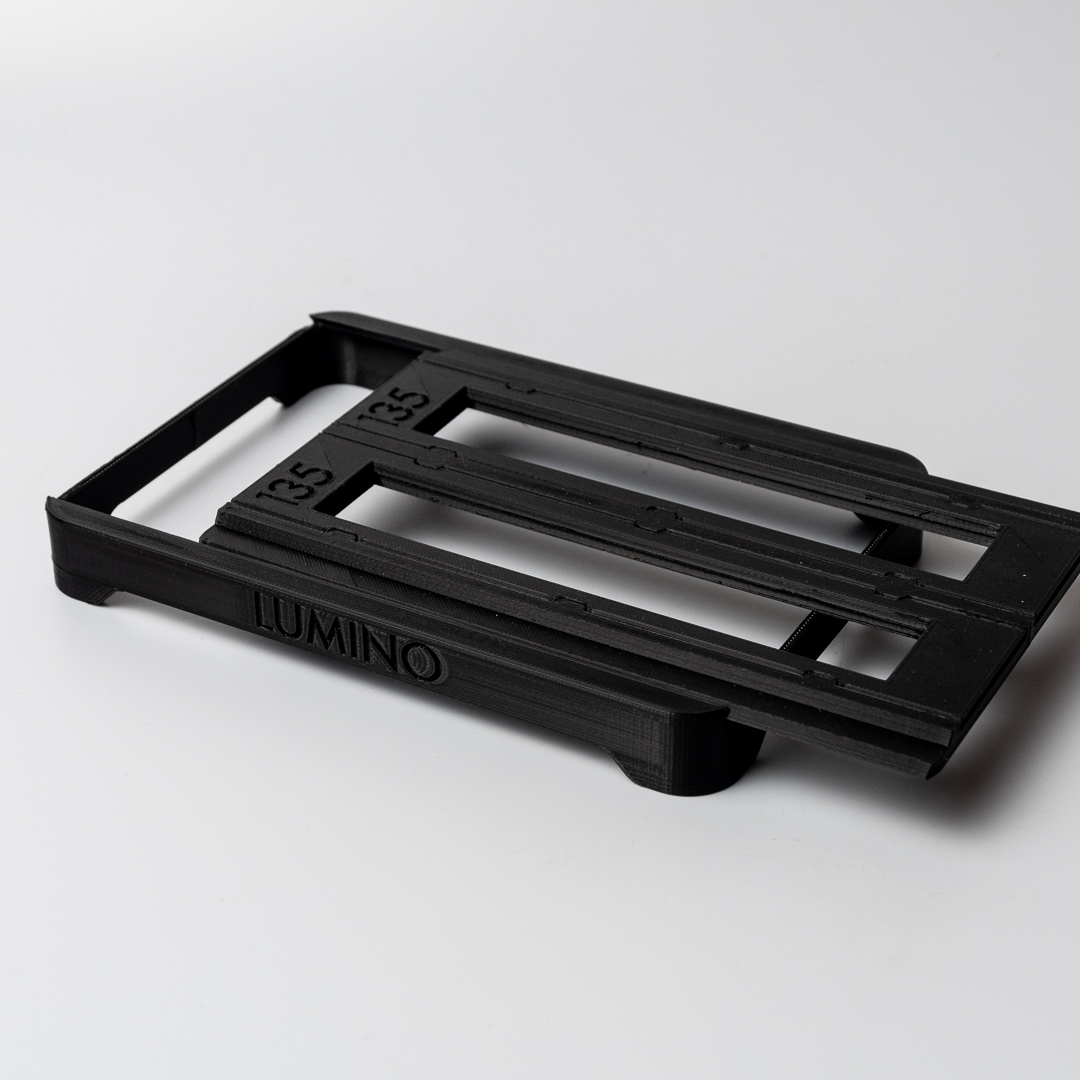 LUMINO DSLR film scanning system