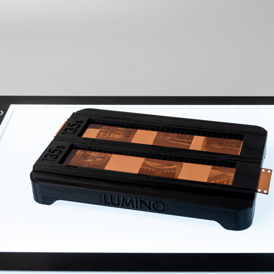 LUMINO DSLR film scanning system