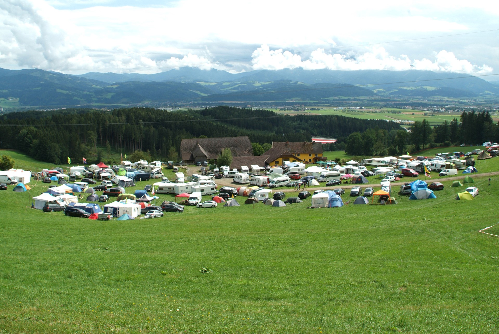 Camping Pink Mayer Baumessner