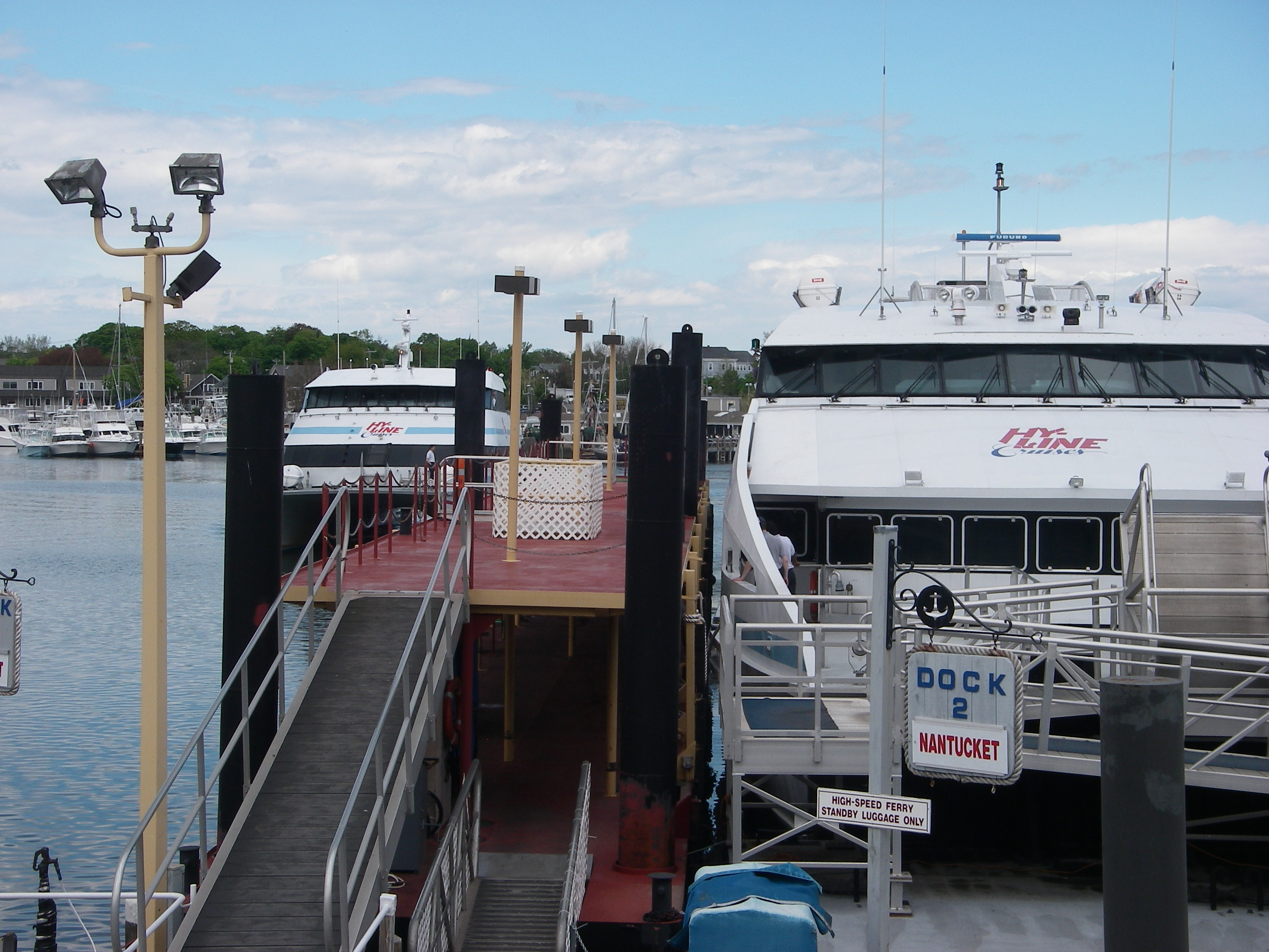 Martha's vineyard separates nantucket from the muskeget channel by 15 miles. Hy Line Cruises Bringing People Around The Sound For Over 50 Years Capecod Com