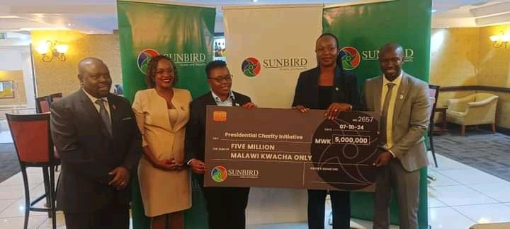 Sunbird donates K5 Million to Presidential Charity Golf Initiative
