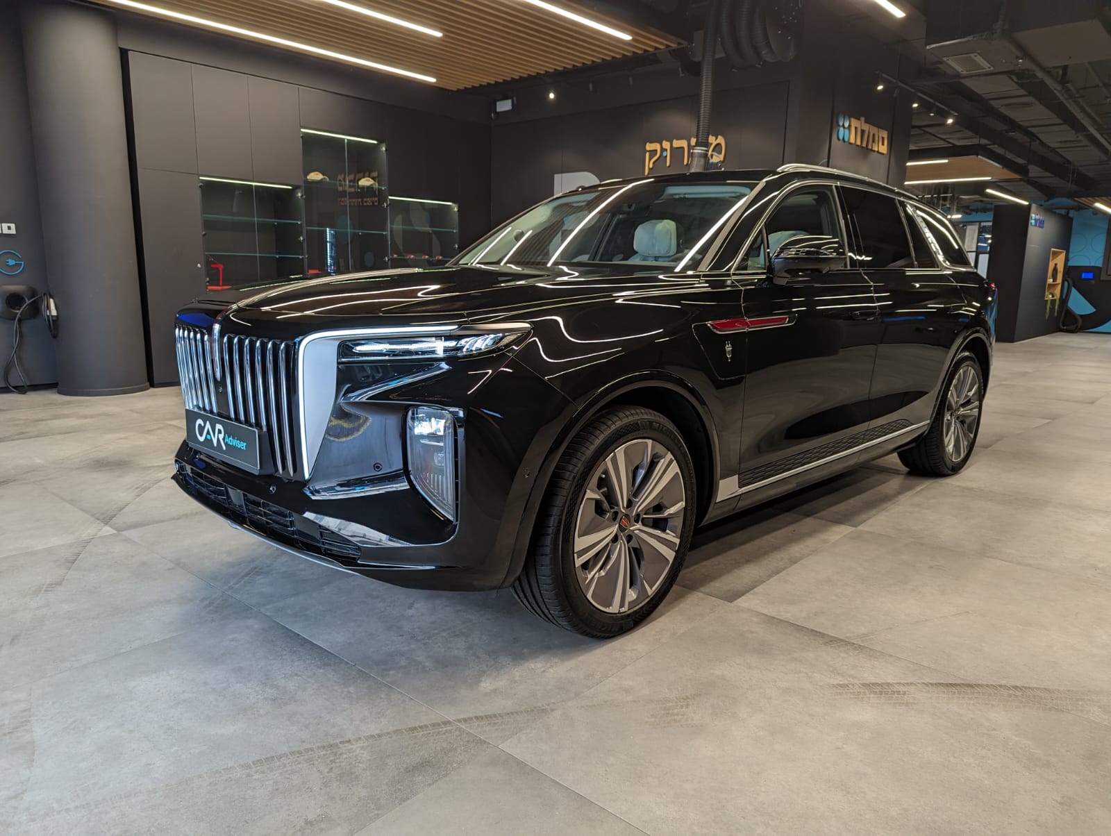 Hongqi 9